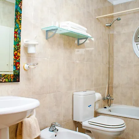 Two Bedroom In Playa Paraiso *